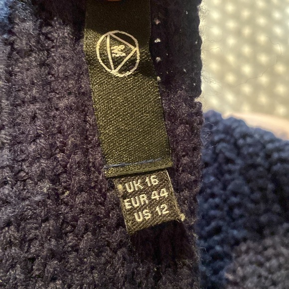 Missguided Twist Back Oversized Sweater - Picture 5 of 7